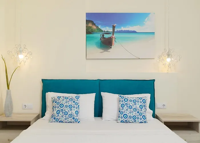 מלון דירות Inroy Sea View
