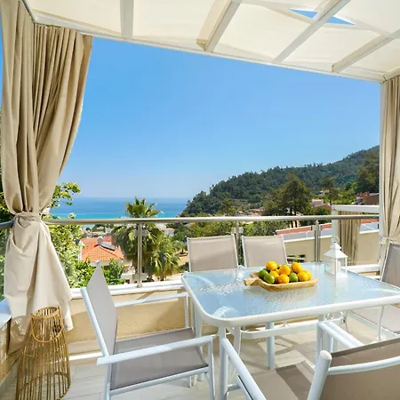 Inroy Sea View شقة فندقية