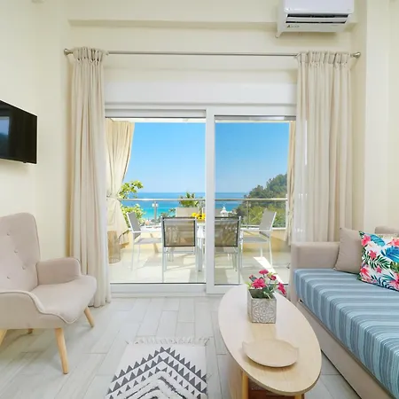 Aparthotel Inroy Sea View 4*