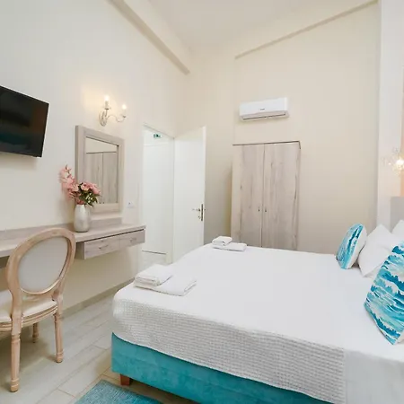 Aparthotel Inroy Sea View