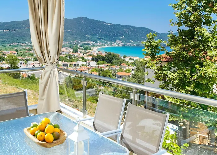 Inroy Sea View 4*